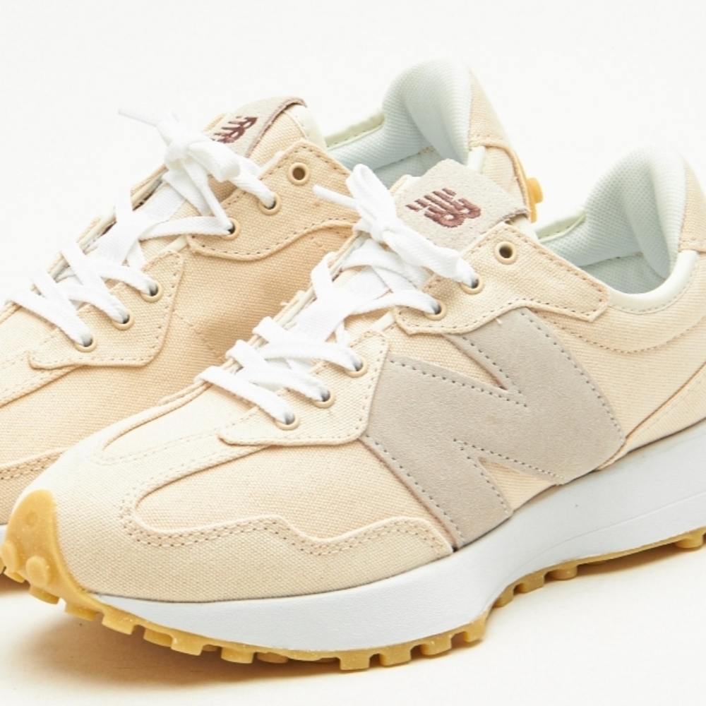 NEW BALANCE 327 Womens Shoes